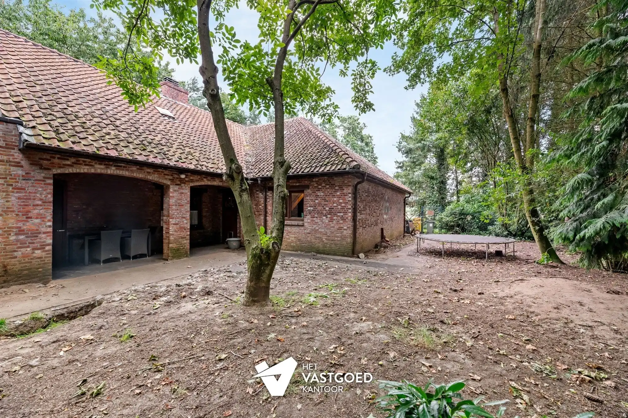 GELIJKVLOERSE WONING OP PRACHTIGE LIGGING OP 3060M2 foto 3