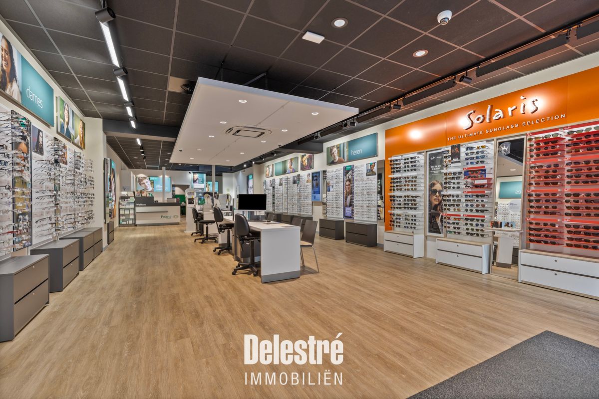 Opbrengsteigendom verhuurd aan PEARLE OPTICIENS  foto 4