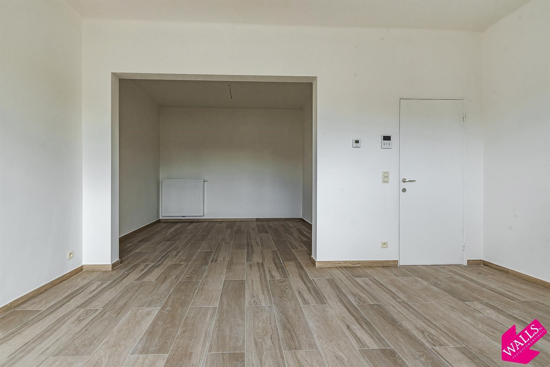 Ruim en gerenoveerd appartement foto {{pictureIndex}}
