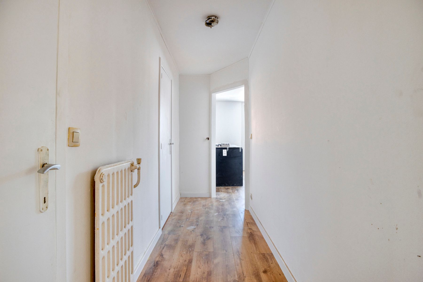 TE KOOP: Opbrengsteigendom met 3 appartementen en garage foto 5