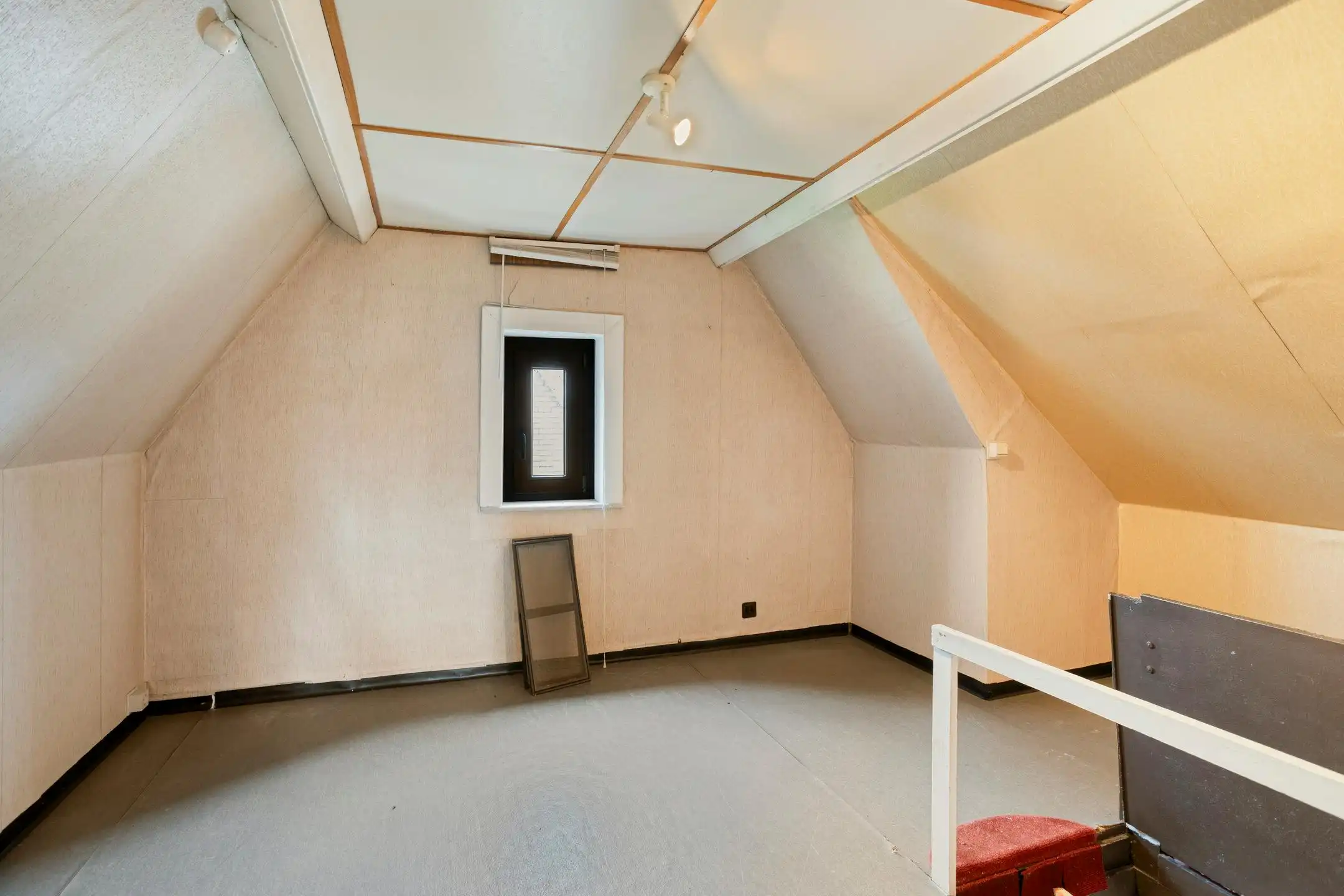 Vrijstaand huis op een rustige locatie in centrum Oostkamp  foto 11