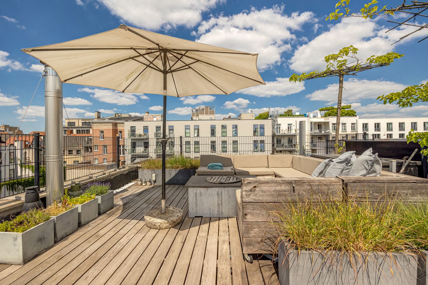 Unieke en energiezuinige stadsvilla (224m²) met fantastisch zonneterras in het hart van historisch Antwerpen – luxe, rust en boordevol karakter! foto 34