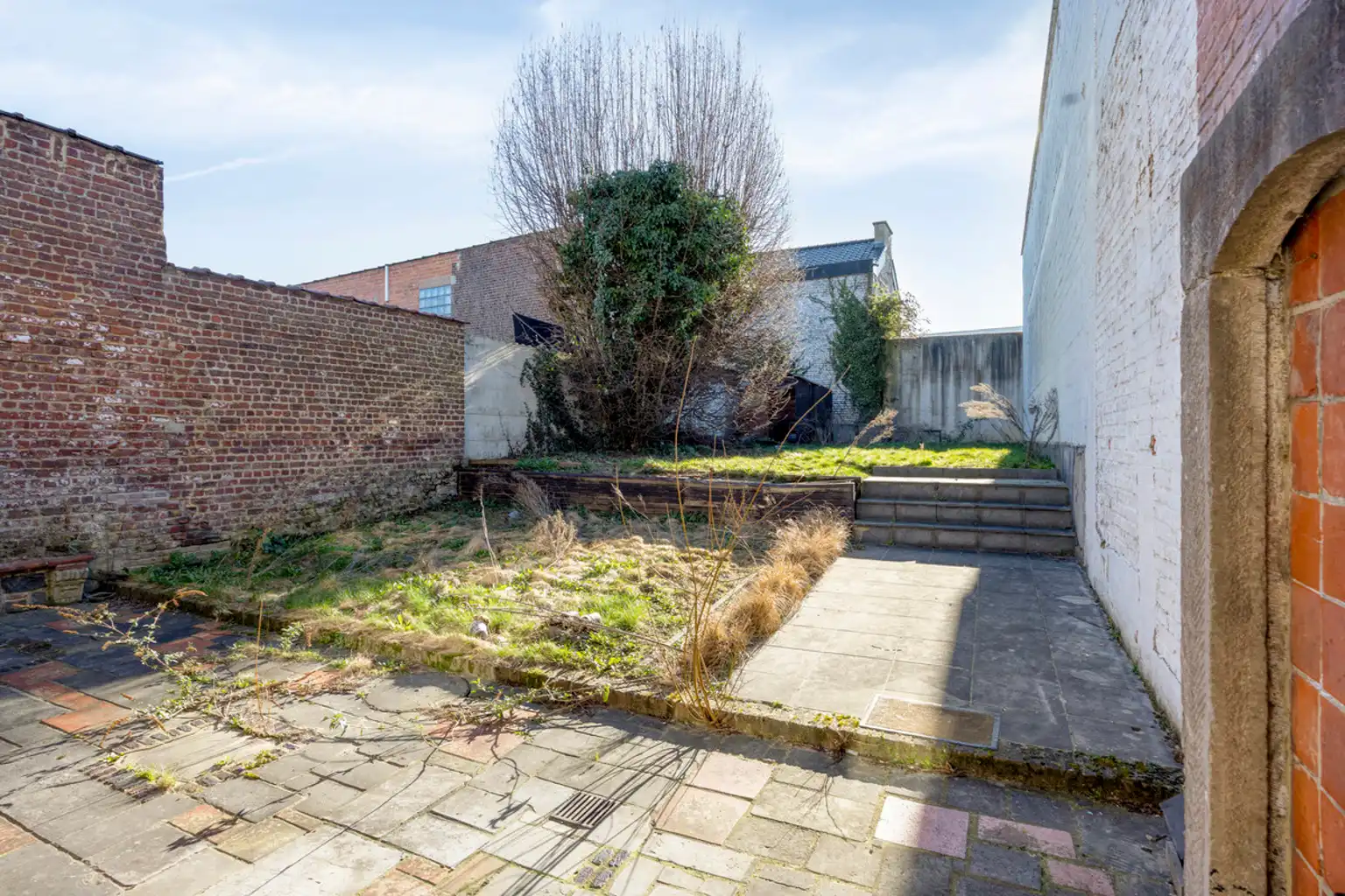 Uitstekend gelegen handelshuis met duplexwoonst  foto 23