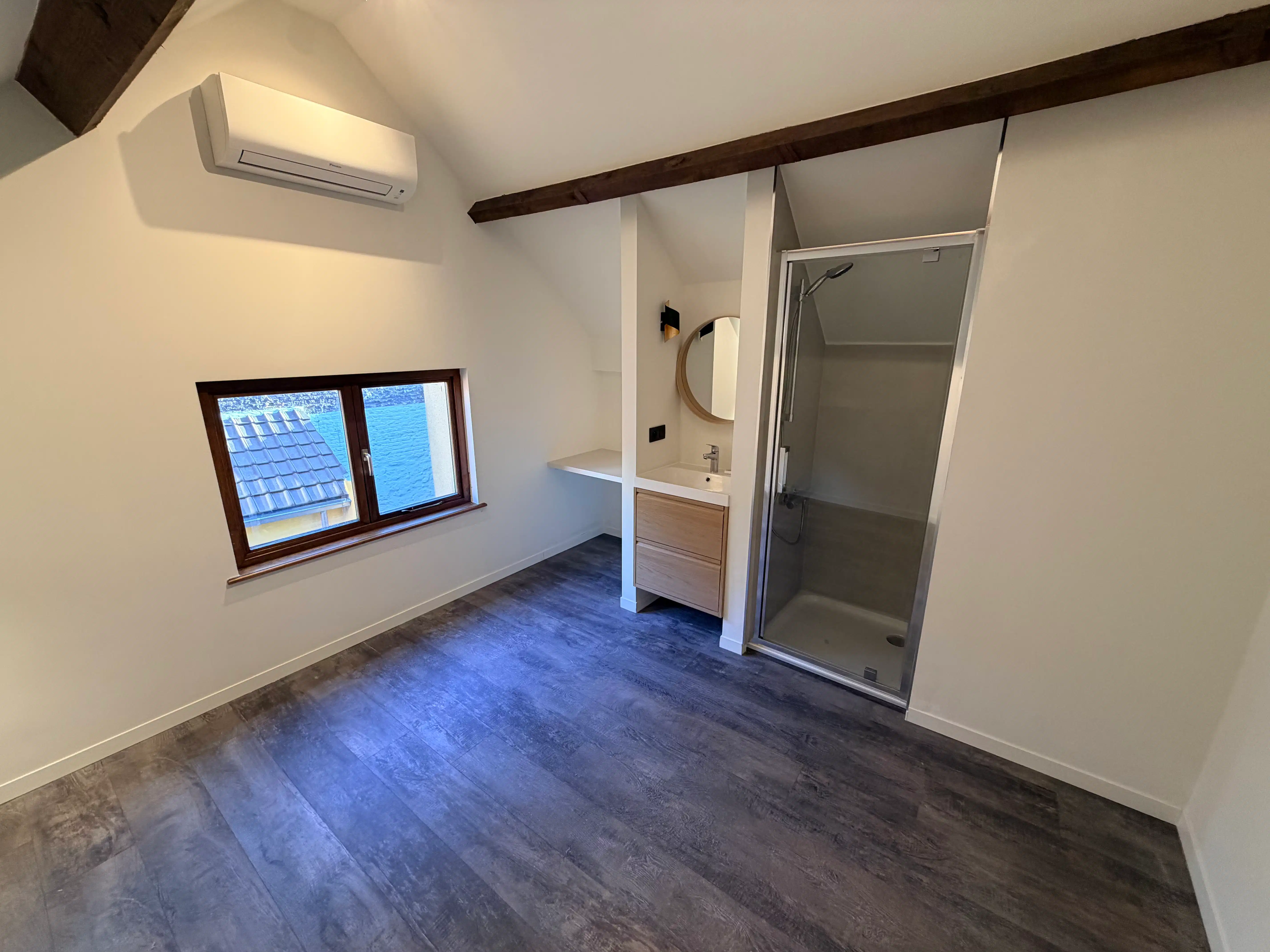 --- NIEUW --- Ideale cohousing woning: volledig gerenoveerde 2-slaapkamerwoning met elk een eigen douche in centrum Gent! foto 7