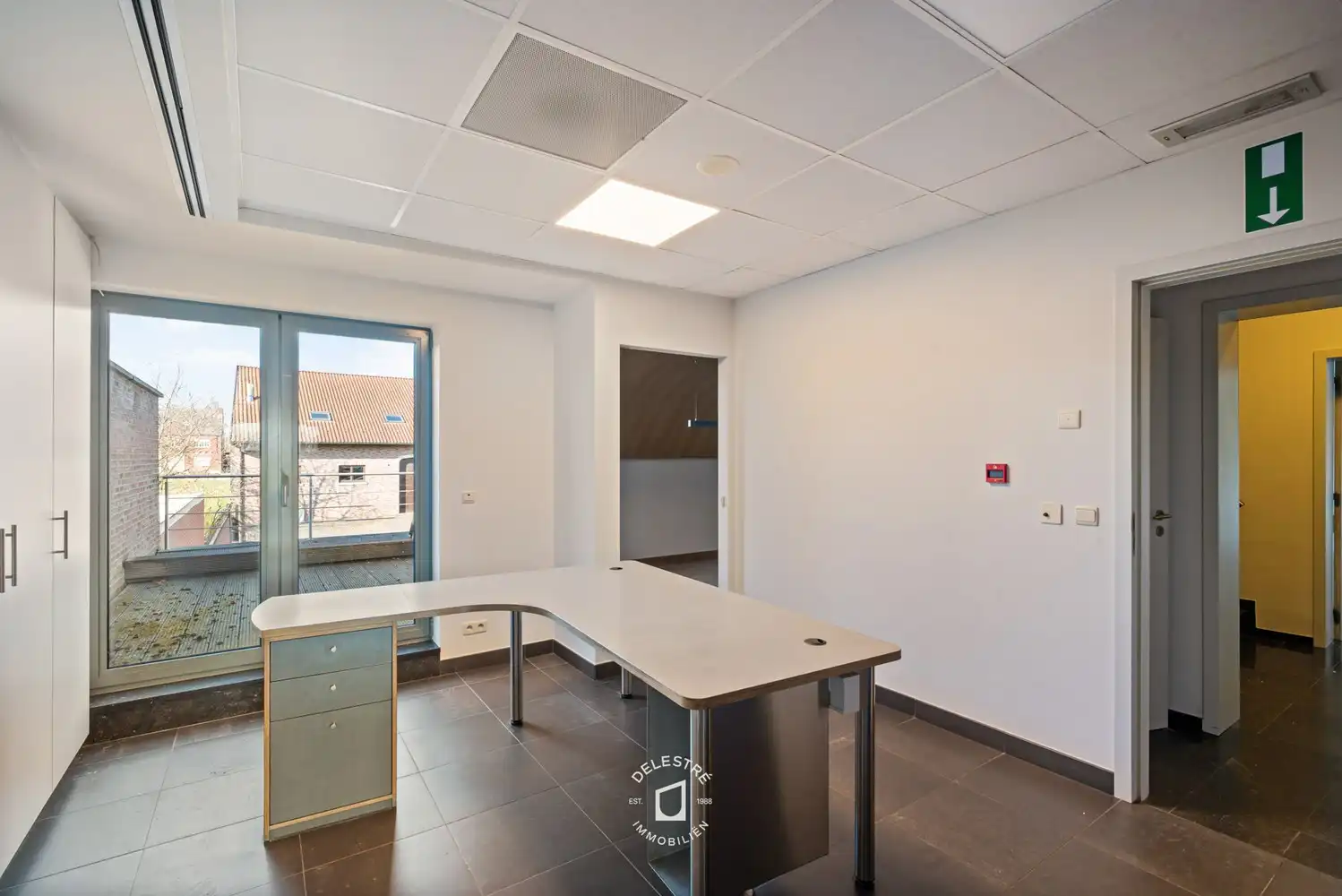 Veelzijdig investeringspand met 3 APP., MAGAZIJN, STAANPLAATSEN EN HANDELSPAND foto 17