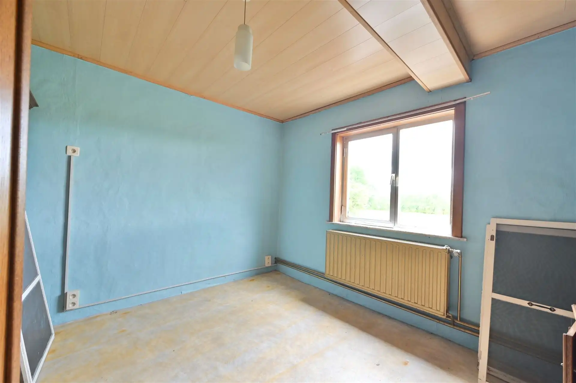 Te renoveren hoeve op rustige locatie foto 16