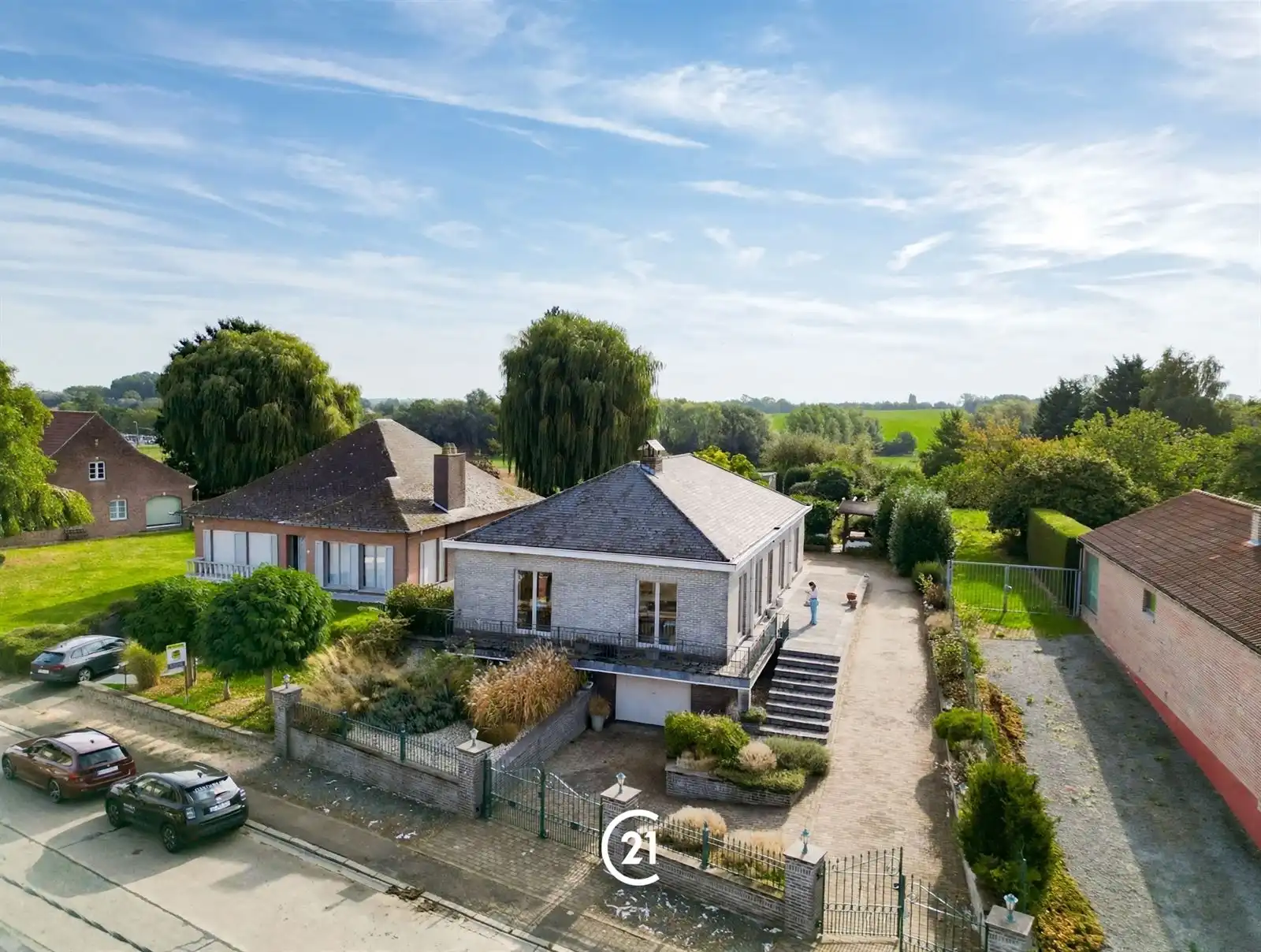Villa bungalow met 3 slaapkamers, tuin en weide op +/-40are foto 28