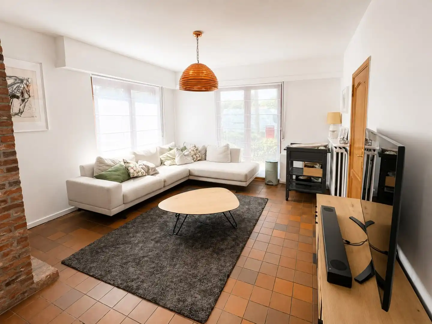 Gerenoveerde halfopen bebouwing met 4 slaapkamers, bureau, tuin en garage in Brasschaat foto 3