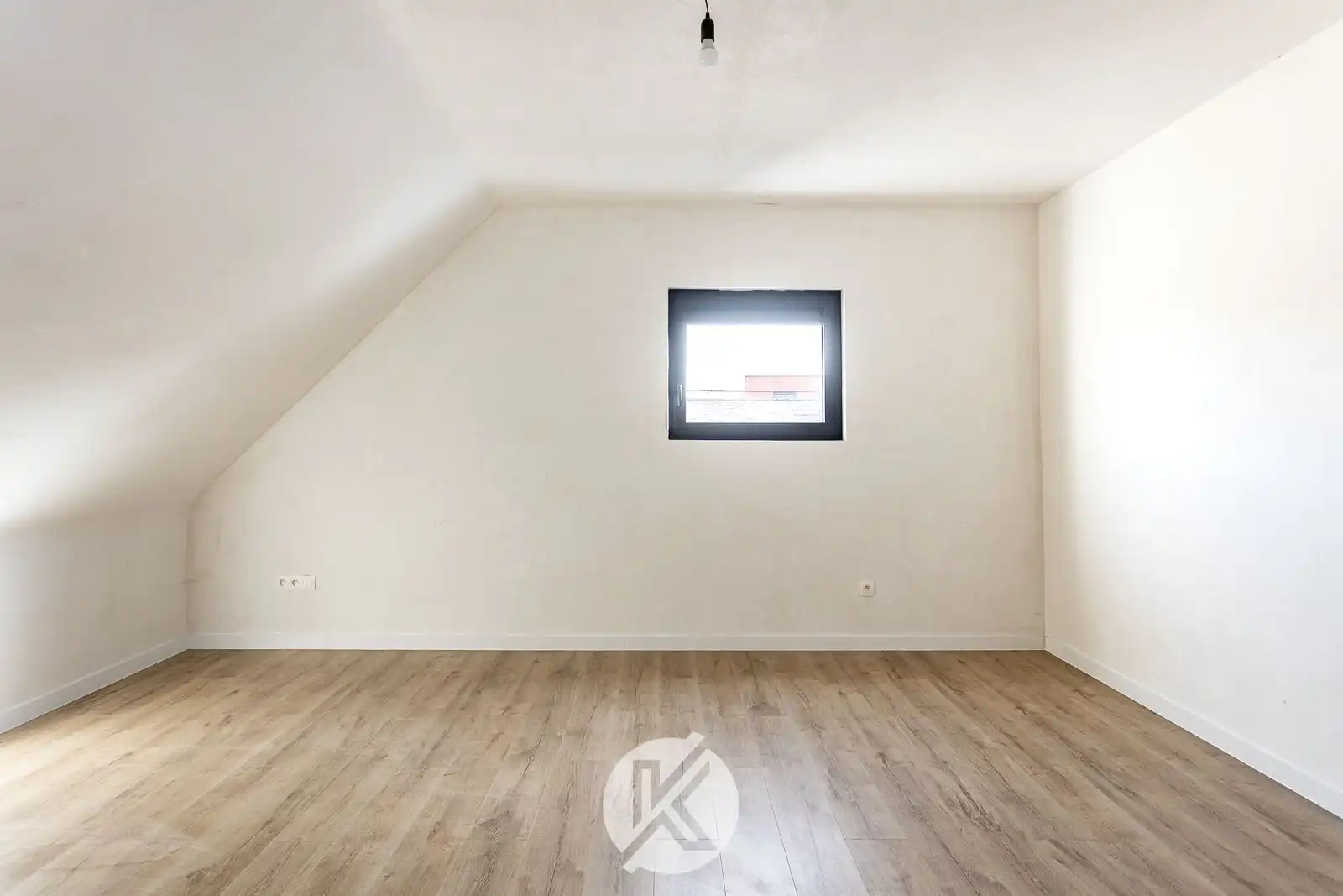 Halfopen nieuwbouwwoning met vlotte bereikbaarheid foto 15