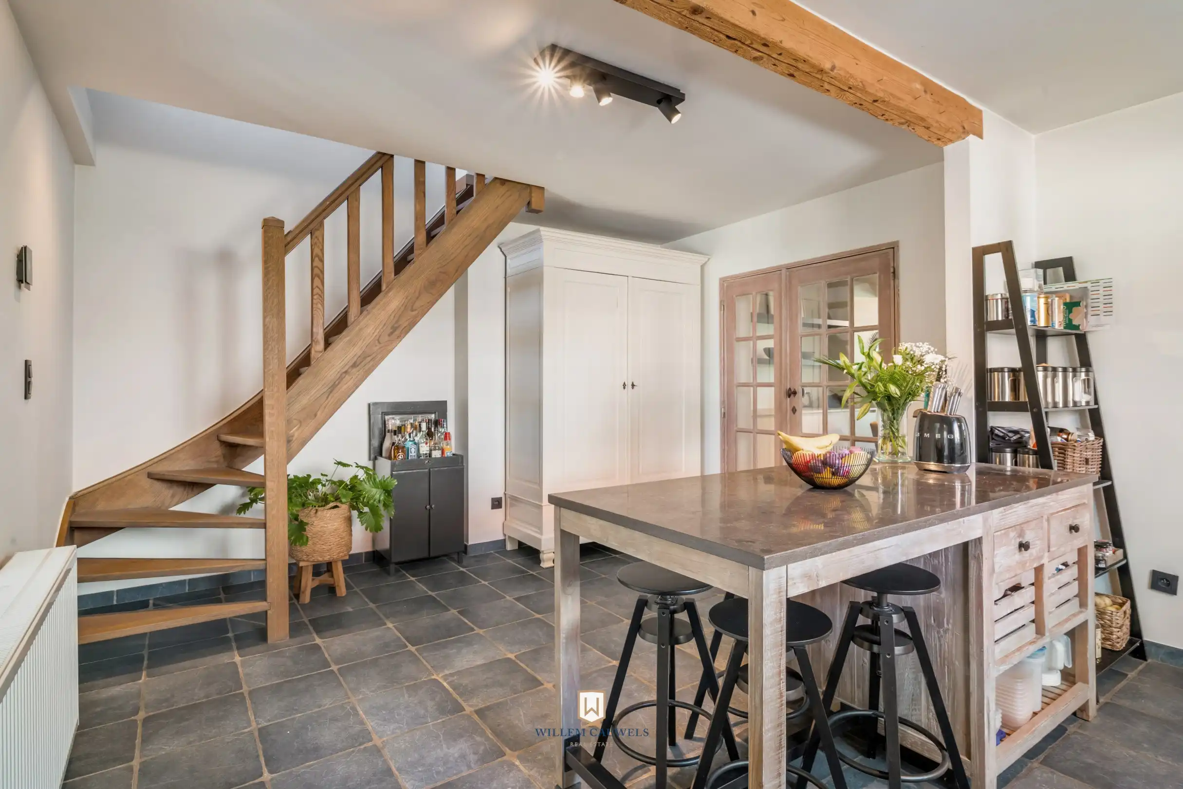 Charmant landelijk huis met prachtige tuin en grote garage foto 9