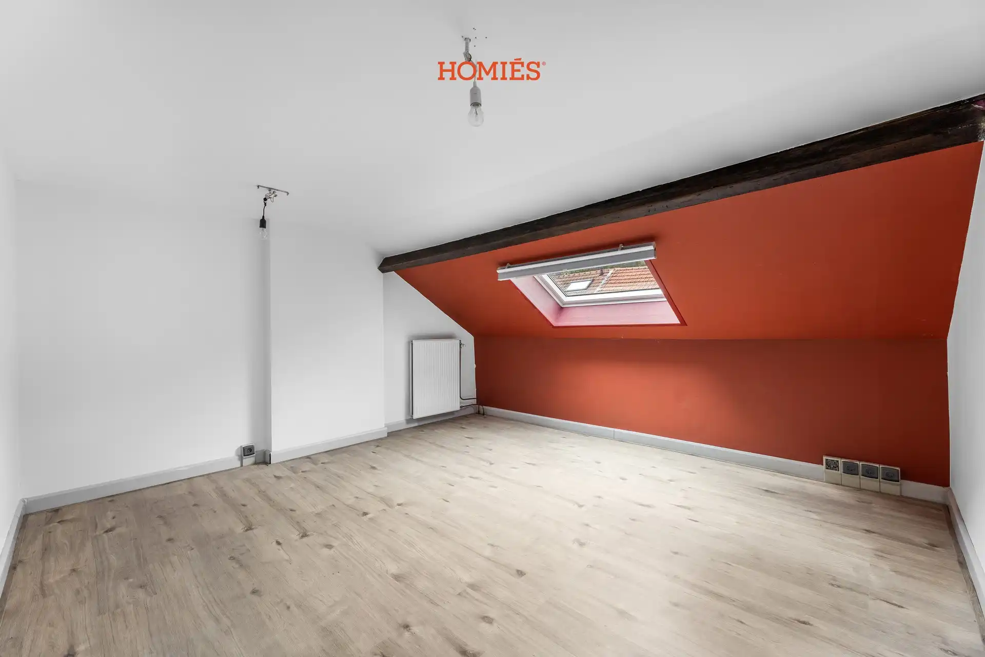 Gerenoveerde centrumwoning met 5 slaapkamers en staanplaats! foto 20