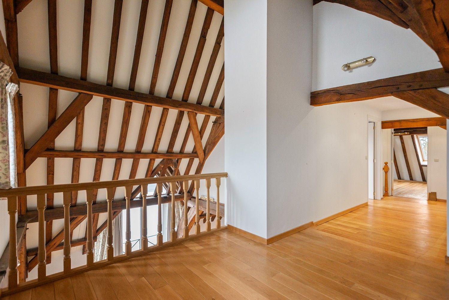 Unieke, lichtrijke loftduplex in het historisch centrum van Lier foto 27