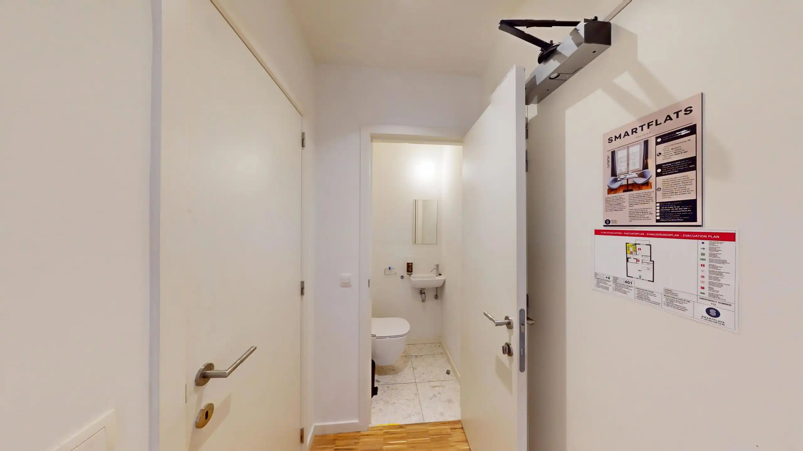 ANTWERPEN CENTRUM - Gemeubeld Eén slaapkamer appartement met terras foto 8