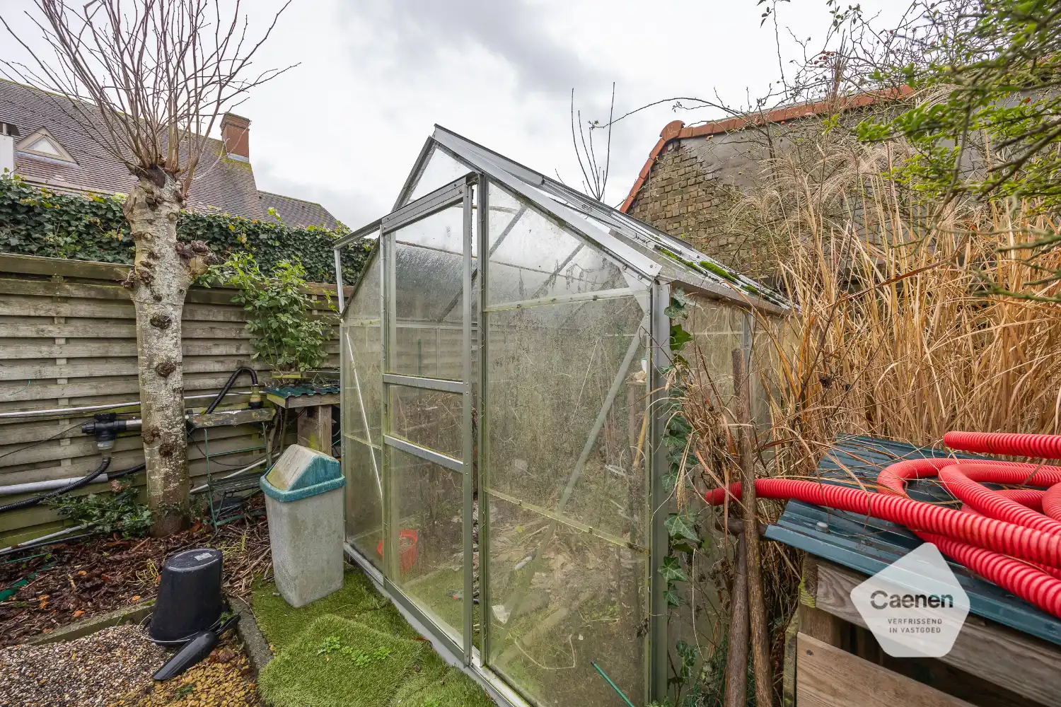 Recente half open woning te koop in Gistel foto 33