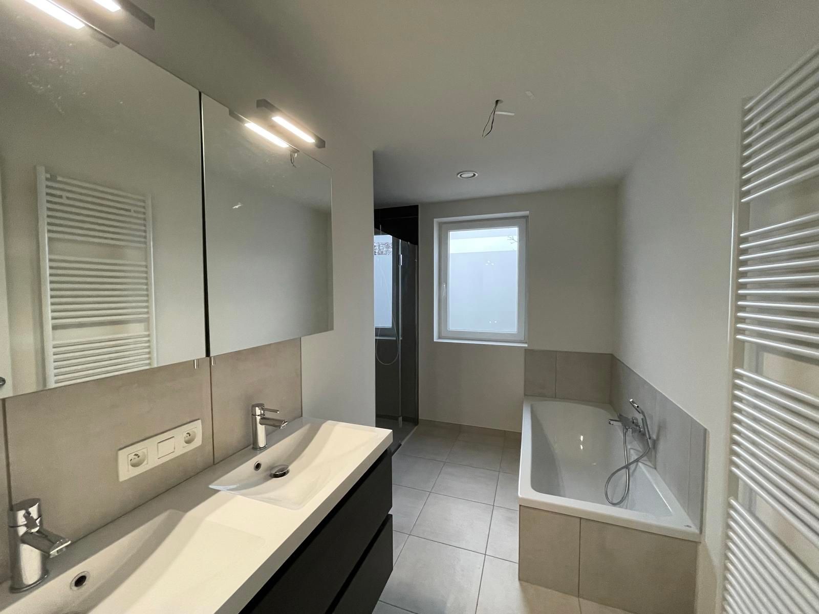 LEDE - Recente BEN-woning met gezellige tuin. foto 9