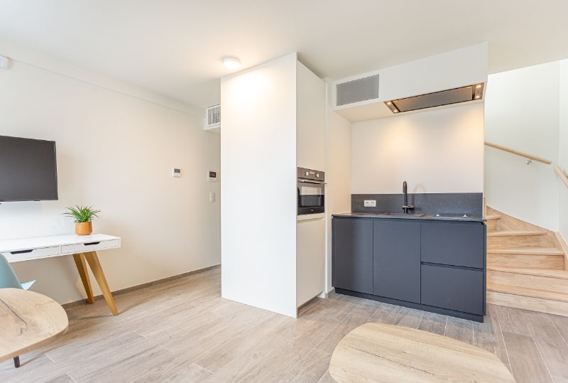 Duplex flat op ideale locatie foto {{pictureIndex}}