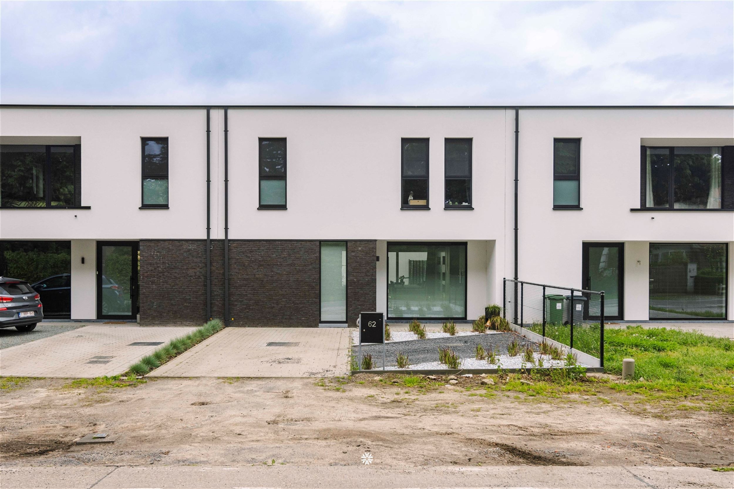 Moderne nieuwbouwwoning met zonnige tuin te Lokeren foto 1