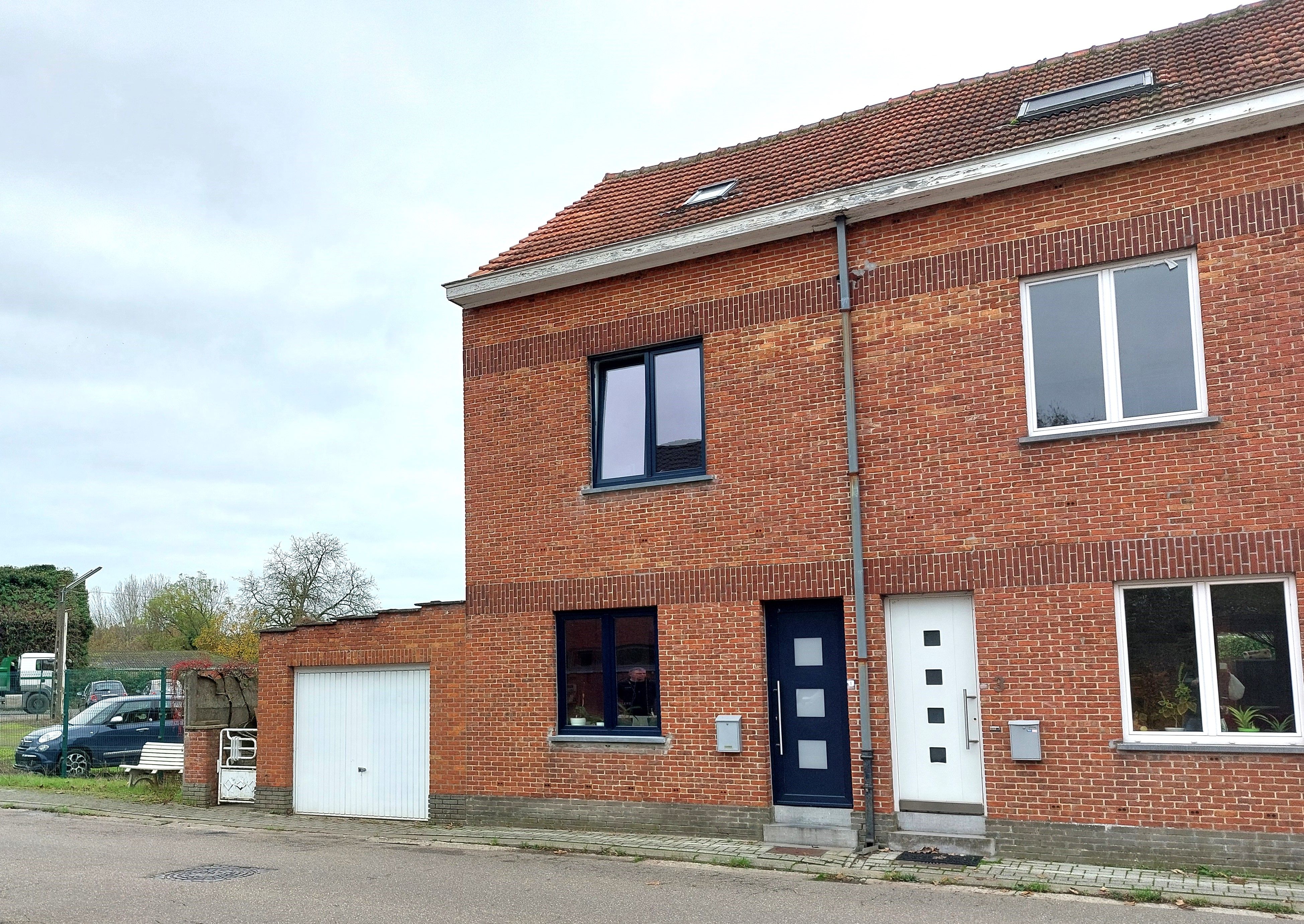 Stadsrand / woning met 3 slaapkamers /  tuintje en garage foto 22