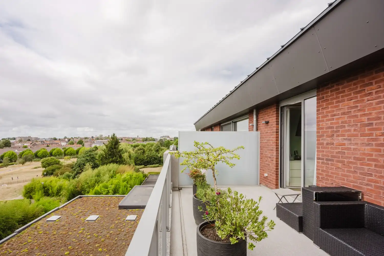EEN PENTHOUSE BOVEN HET GROEN foto 18