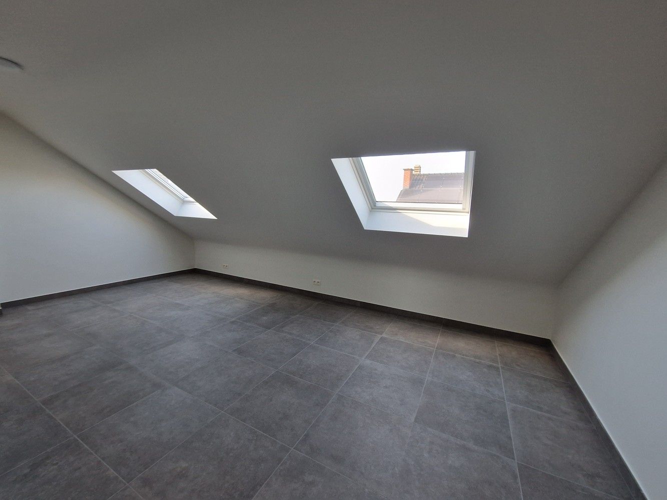 NIEUWBOUW DUPLEX APP in kleine res. - Ruime leefruimte + terras, 3X SLP + privatieve GARAGE + KELDER foto 10