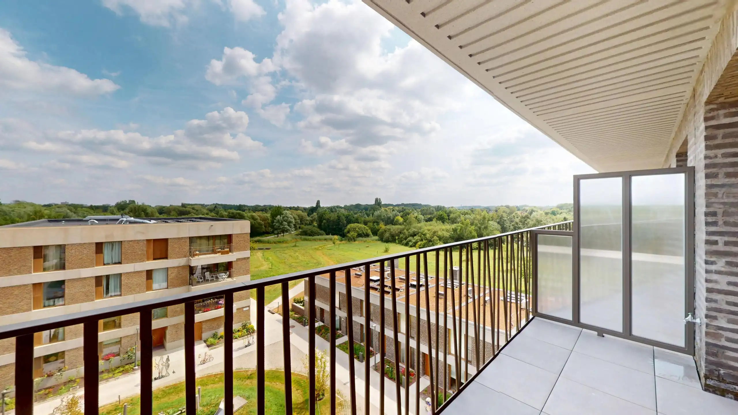 WILRIJK - Nieuwbouwappartement met royaal terras en parking  foto 2