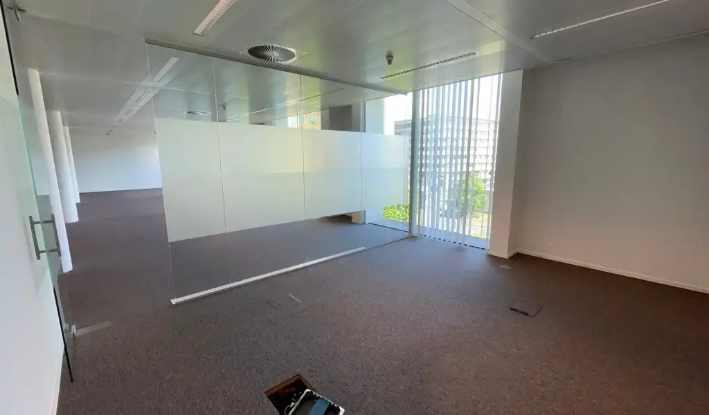 Gerenoveerde kantoorruimte te huur in Astrid Building aan Centraal Station in Antwerpen foto 9