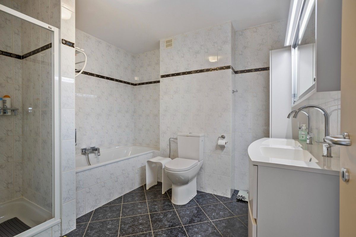 APPARTEMENT te BLANKENBERGE foto 15