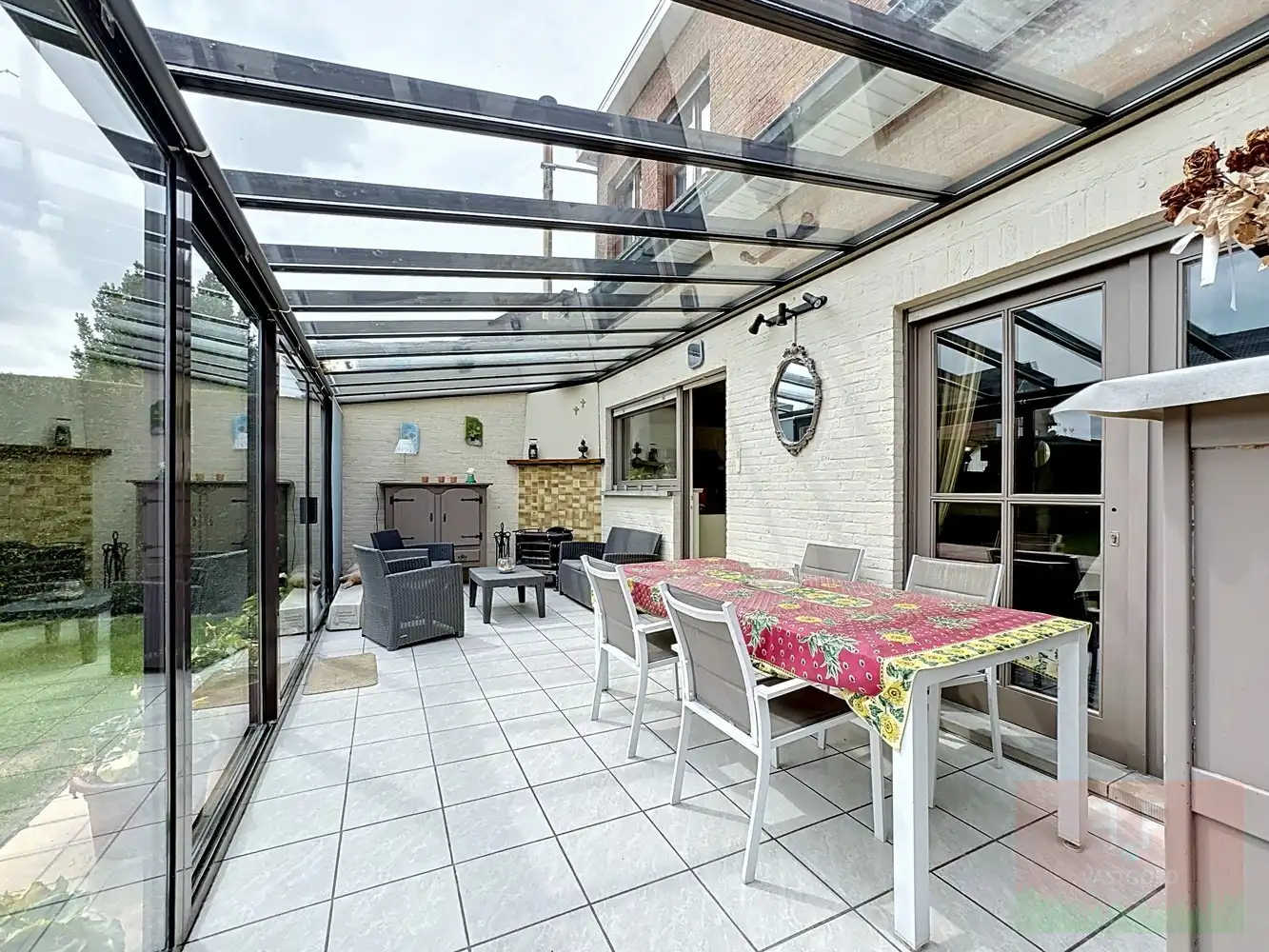 Instapklare halfopen gezinswoning met garage en grastuin te Herzele foto 10