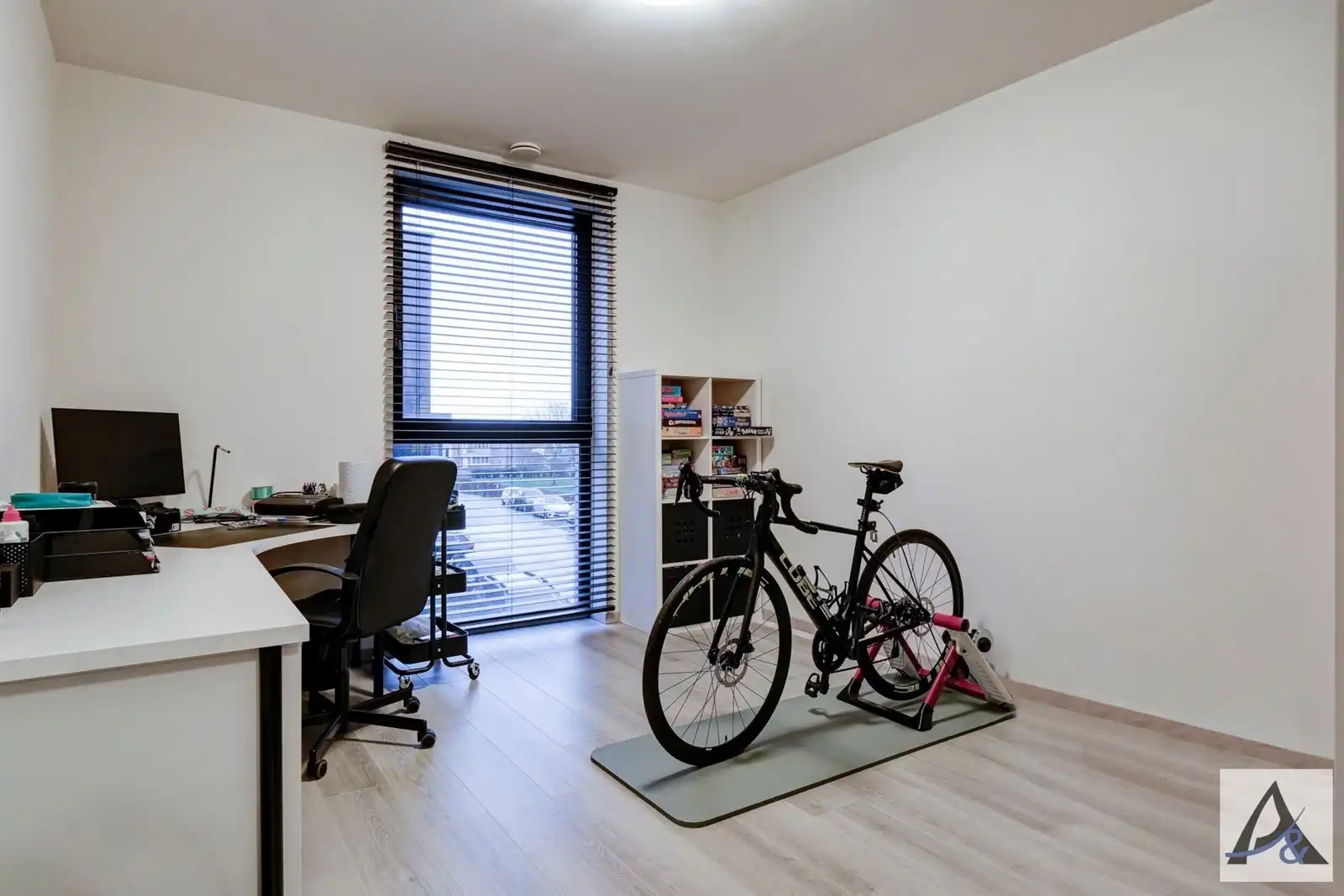 Modern en instapklaar appartement met 2 slaapkamers en zuidgericht terras foto 16
