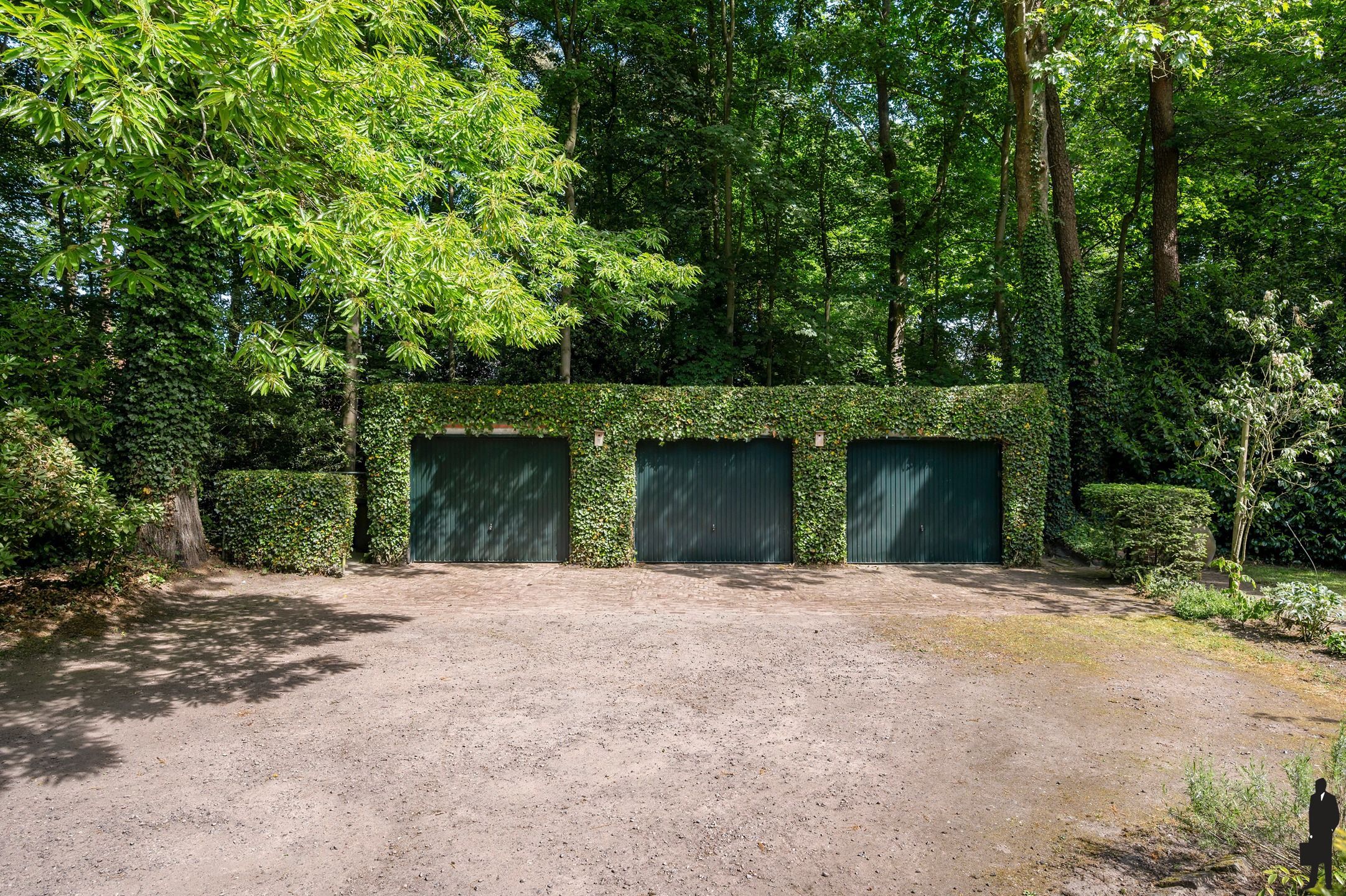 Uiterst charmante villa op een rustige en groene locatie met volledige privacy! foto 31