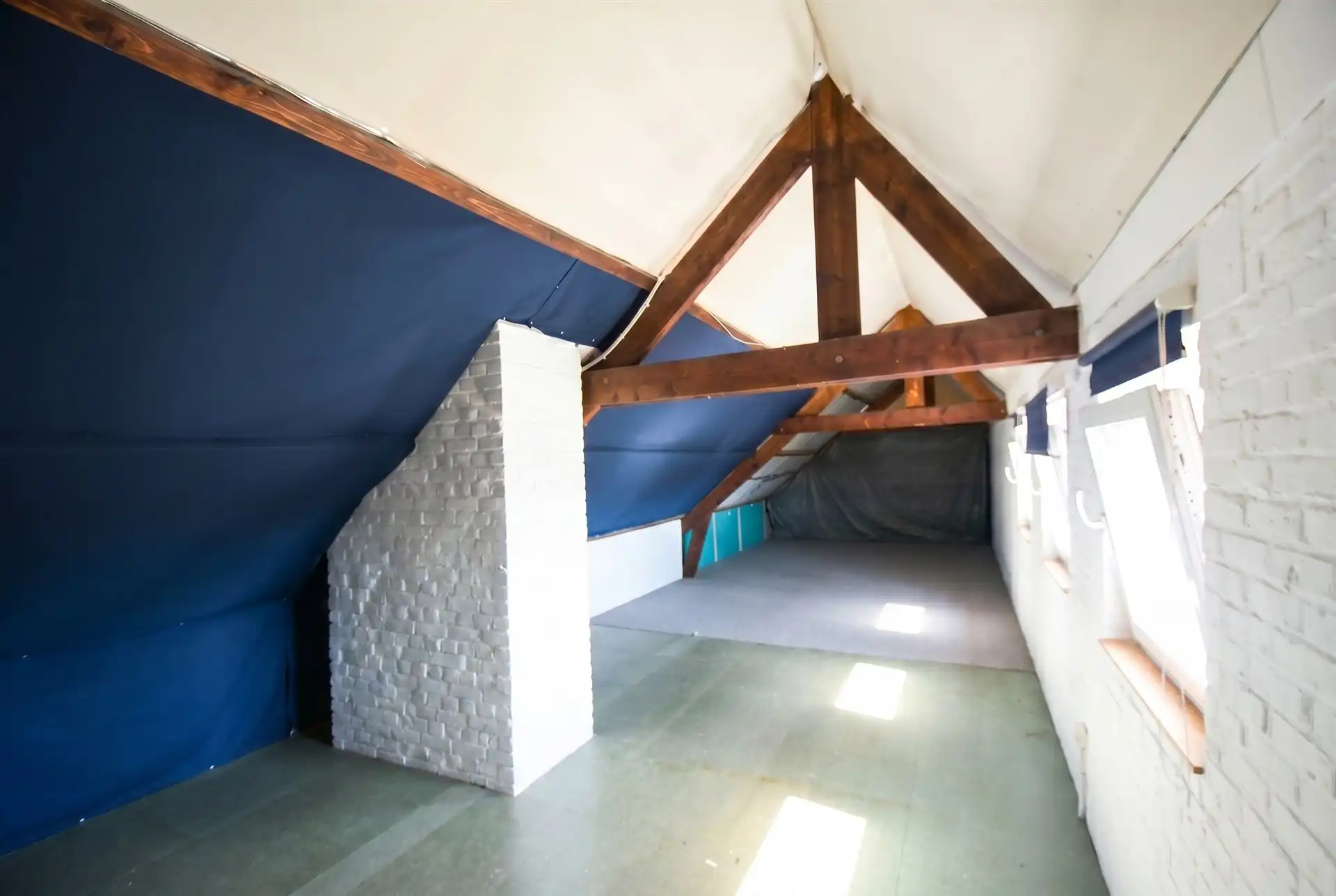 Appartement met twee slaapkamers in Sint-Niklaas  foto 12