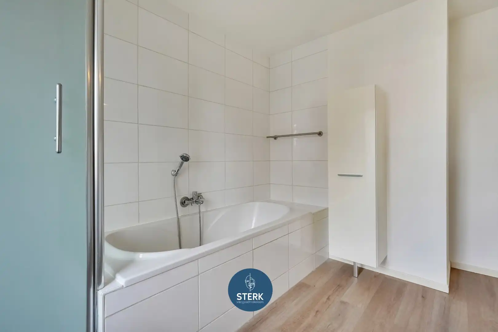 GEZINSWONING MET EEN BEWOONBARE OPP. VAN 206 M² NABIJ CENTRUM LANAKEN !  foto 20