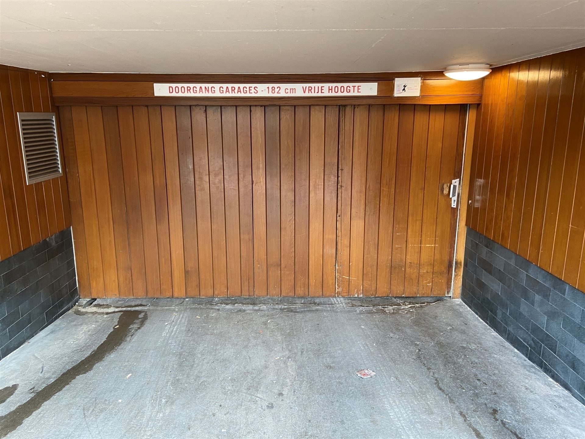 ZEEDIJK / CENTRALE LIGGING  foto 4