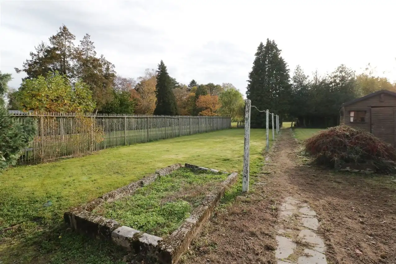 Magnifiek perceel van 19a43ca met zuidgerichte tuin aan de Demervallei foto 5