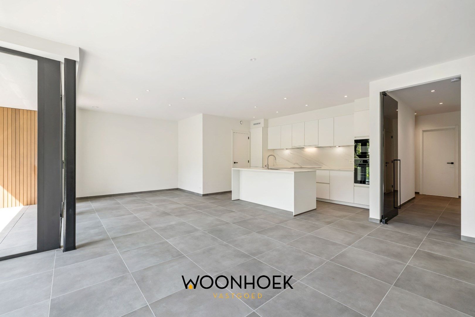 3- slpk luxeappartement met staanplaats in het Oeverpark! foto 4