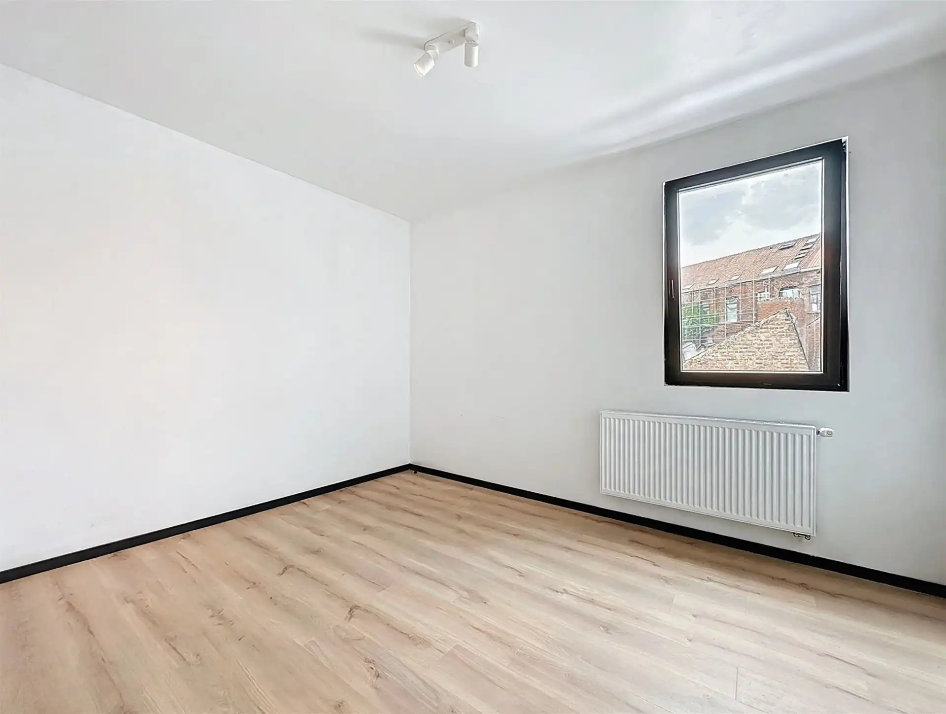 Te koop: Instapklare woning in Sint-Niklaas foto 14