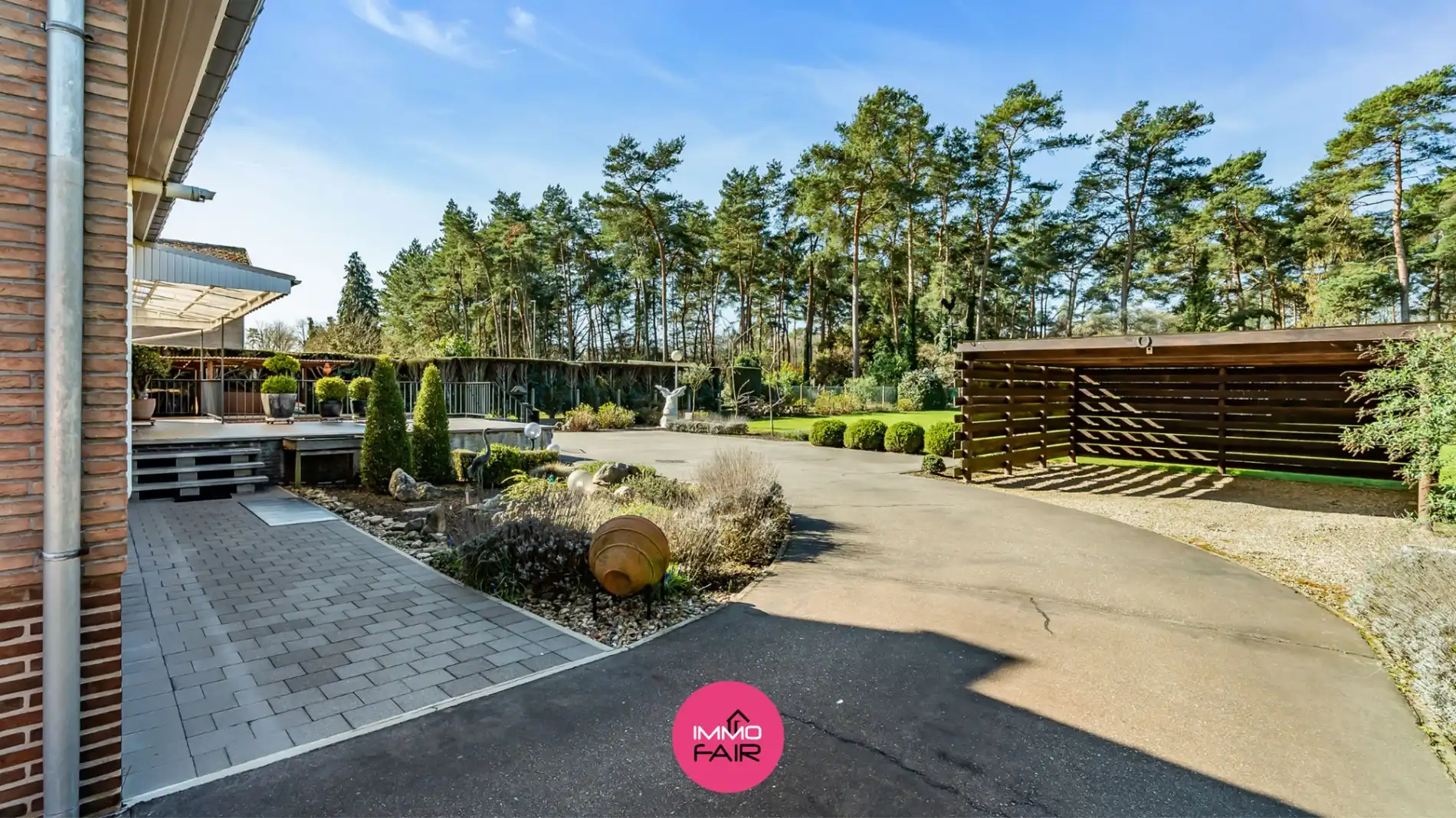 Charmante bungalow met veel potentieel, op een rustige ligging in het groene Gellik foto 14