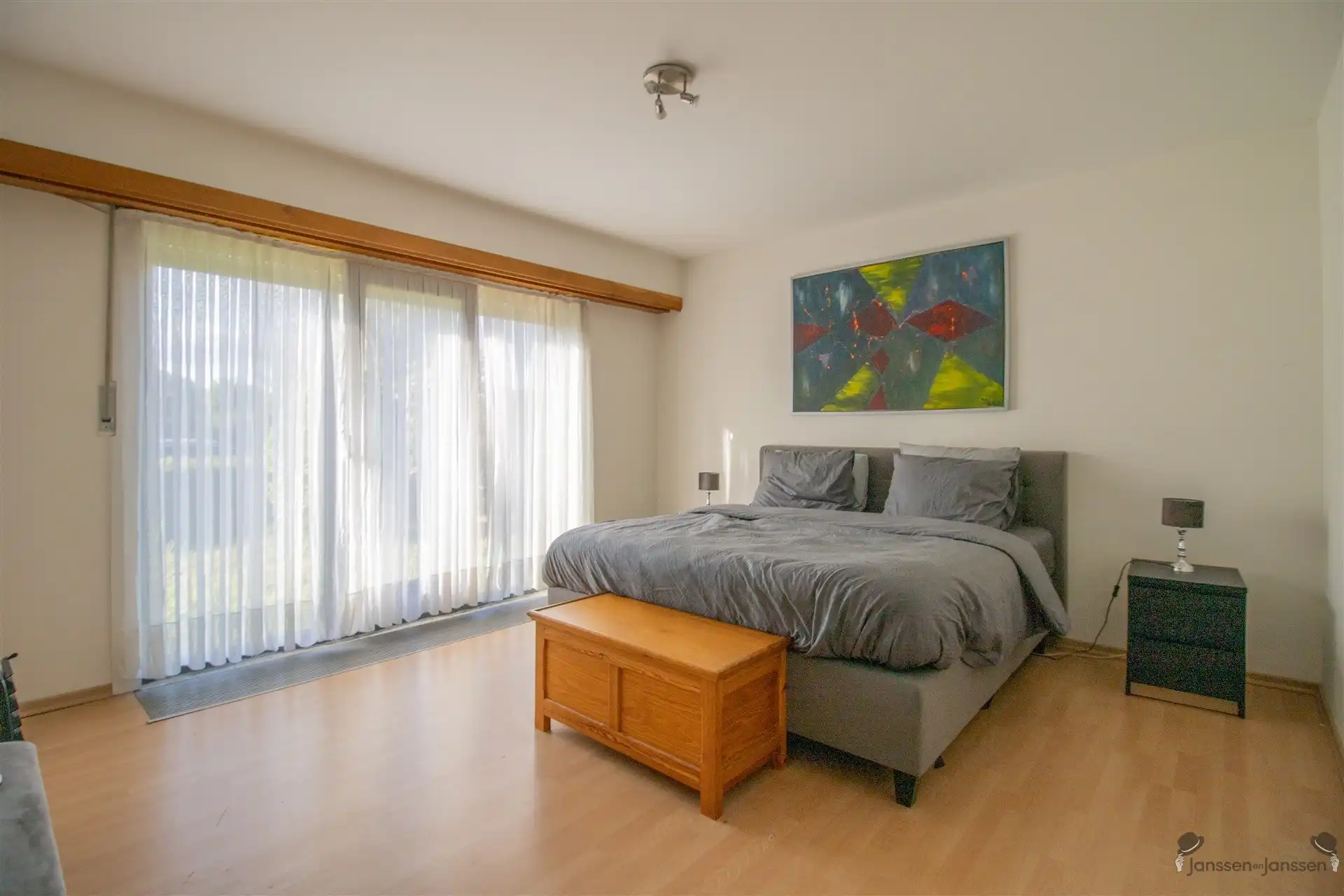 Gerenoveerde gelijkvloerswoning met 2 tot 3 slaapkamers op 760 m² foto 10