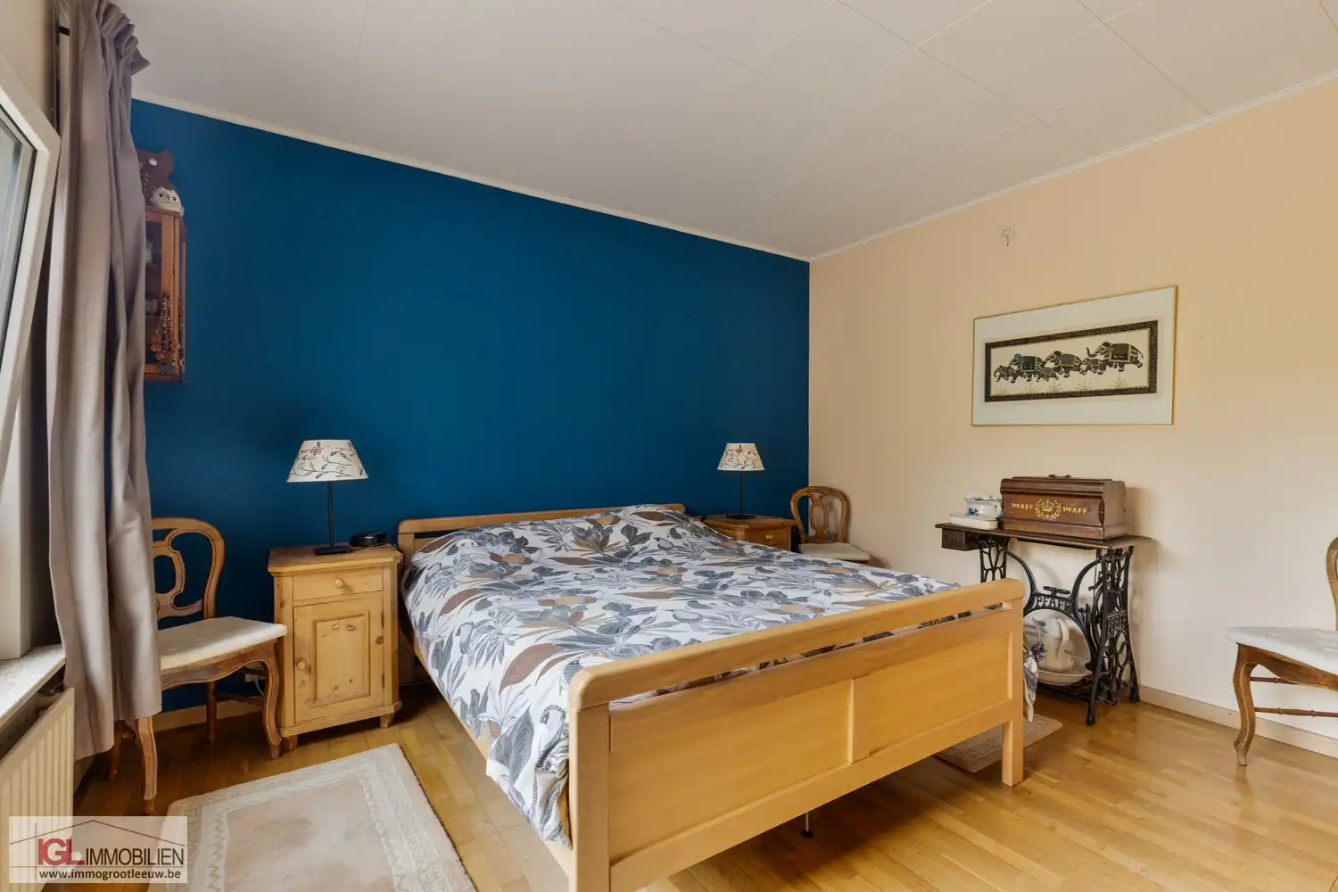 --- VERKOOP OP LIJFRENTE --- Charmante en perfect onderhouden bungalow met prachtige tuin foto 8