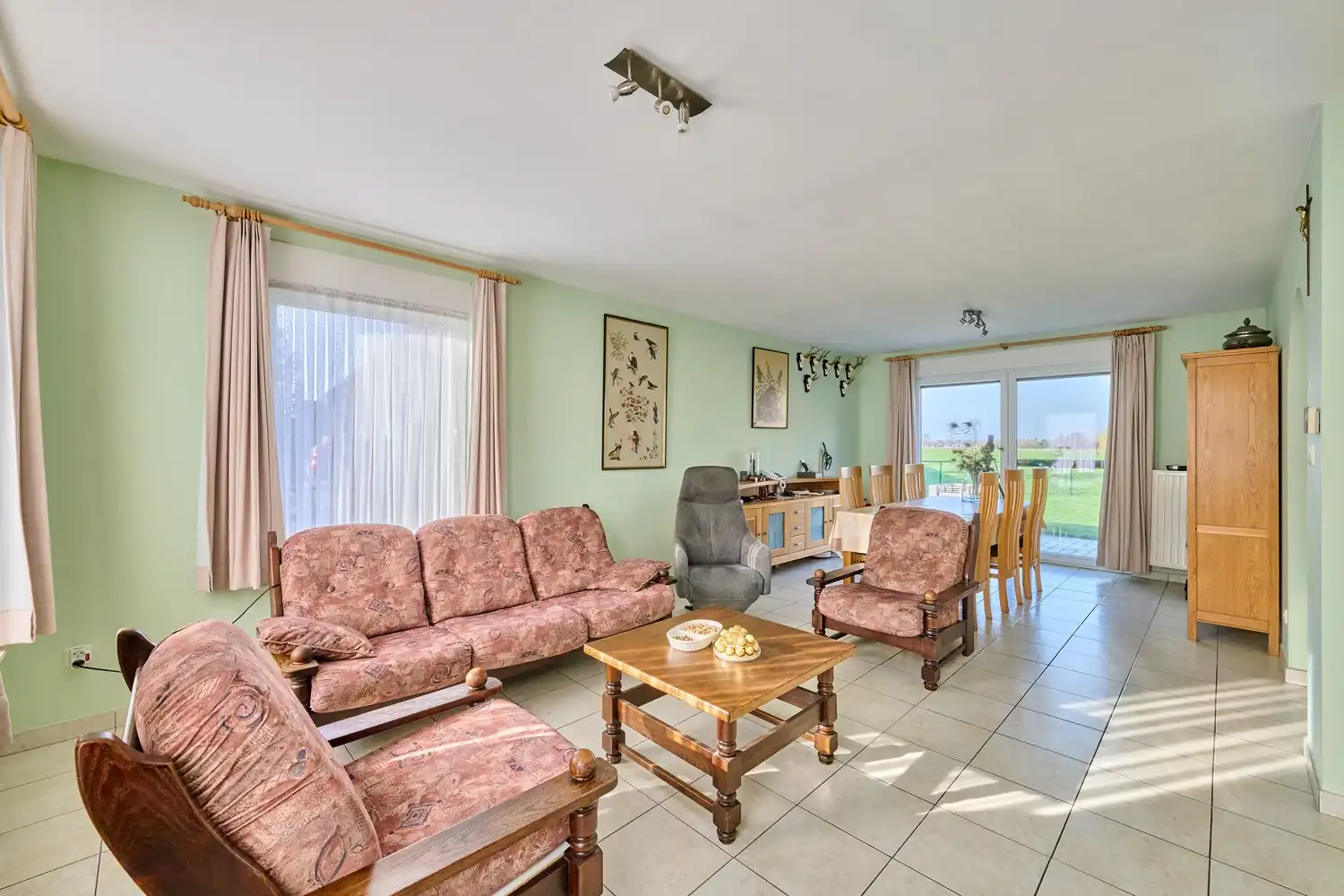 Charmante landelijk gelegen eengezinswoning volledig onderkeldert en ruime vrijstaande garage foto 5