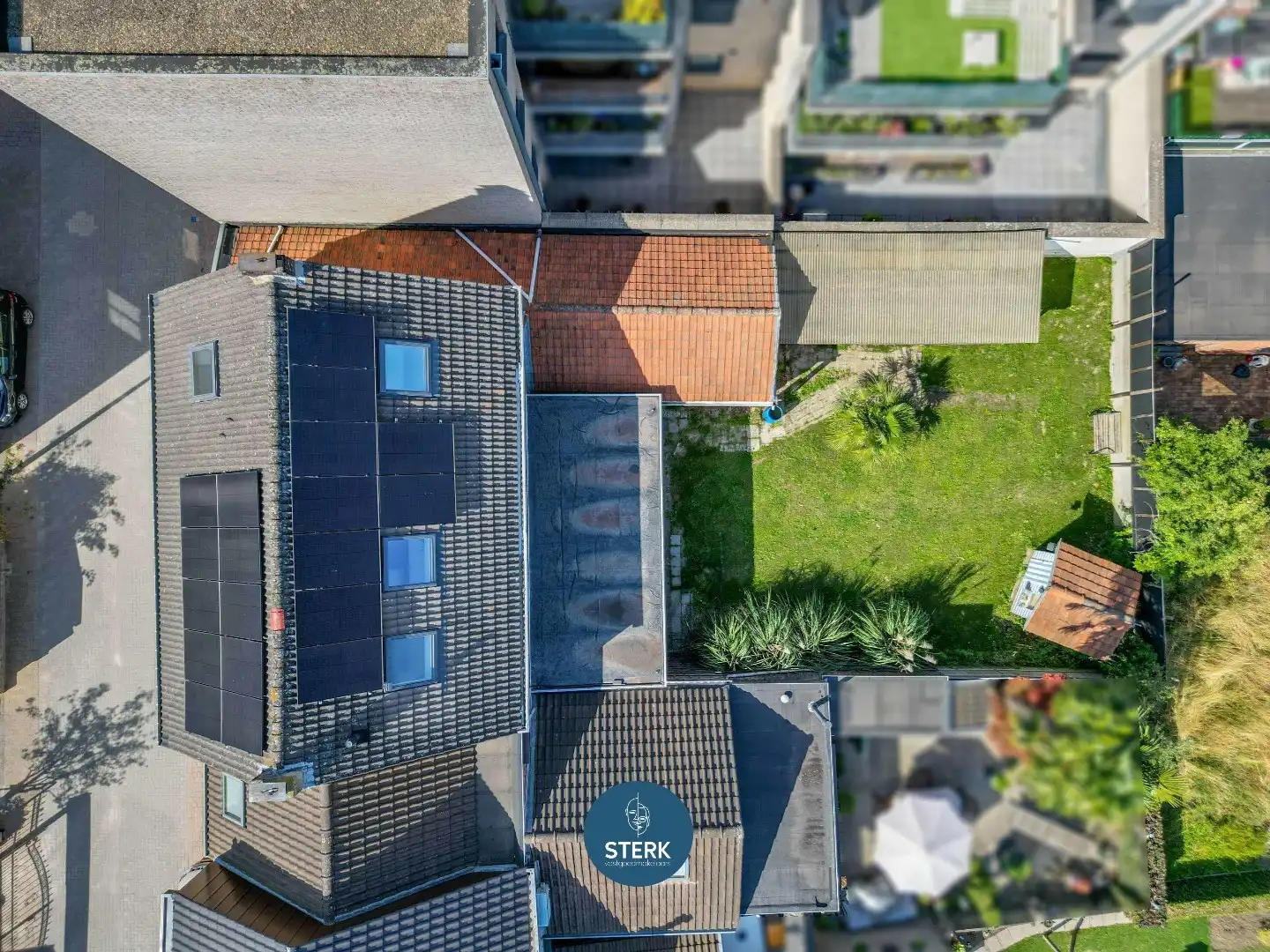 RUIME GEZINSWONING MET 7 SLPKS + 2 BADKAMERS NABIJ DE NEDERLANDSE GRENS !   foto 4