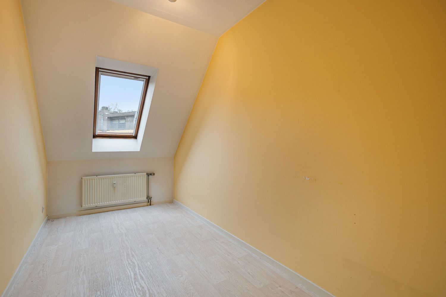 RUIM EN LICHT APPARTEMENT MET 3 SLPKS, TERRASSEN EN GARAGE IN HET HARTJE VAN LUMMEN! foto 18