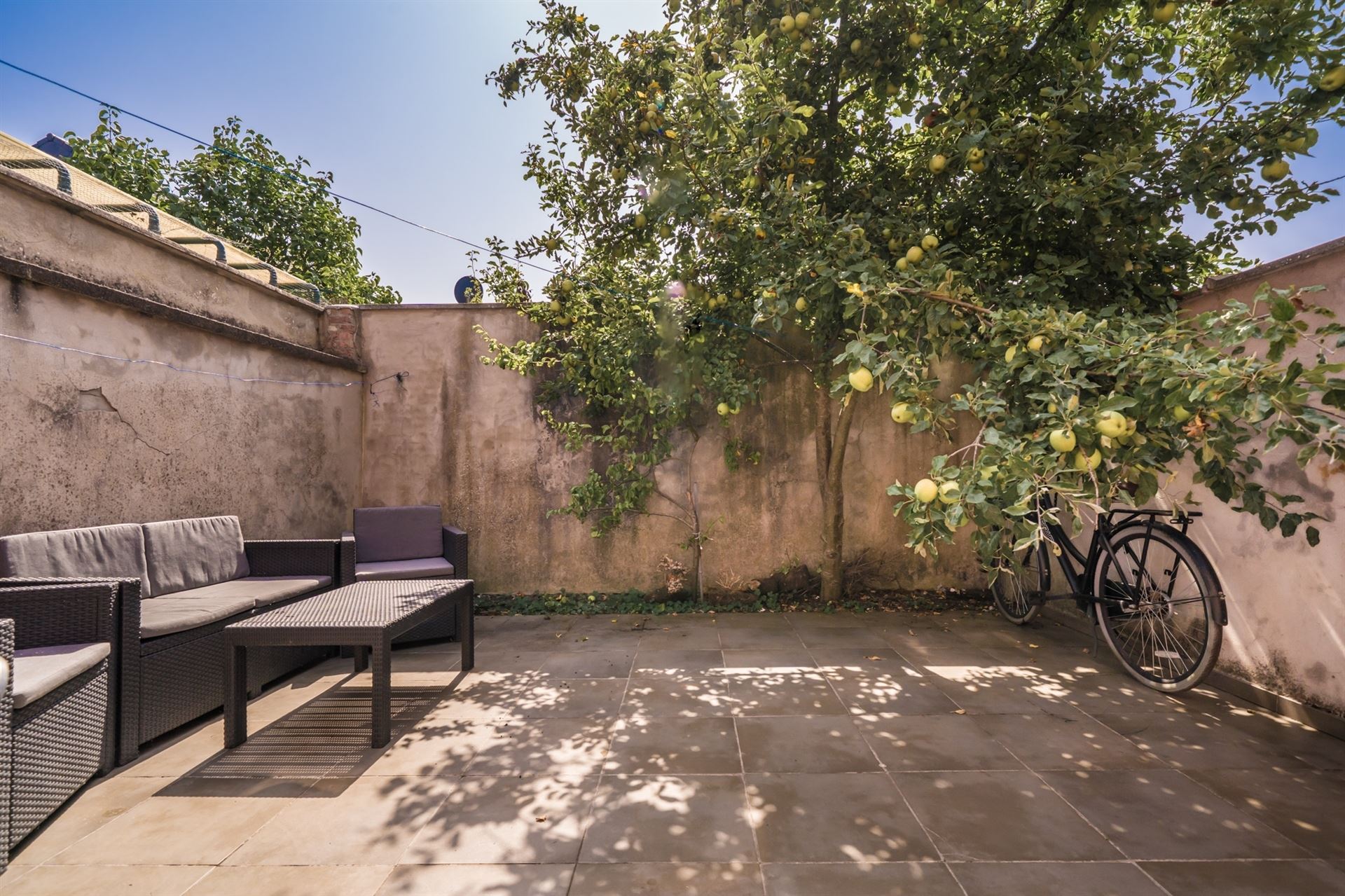 Instapklare woning met 3 slpks nabij station. foto 23