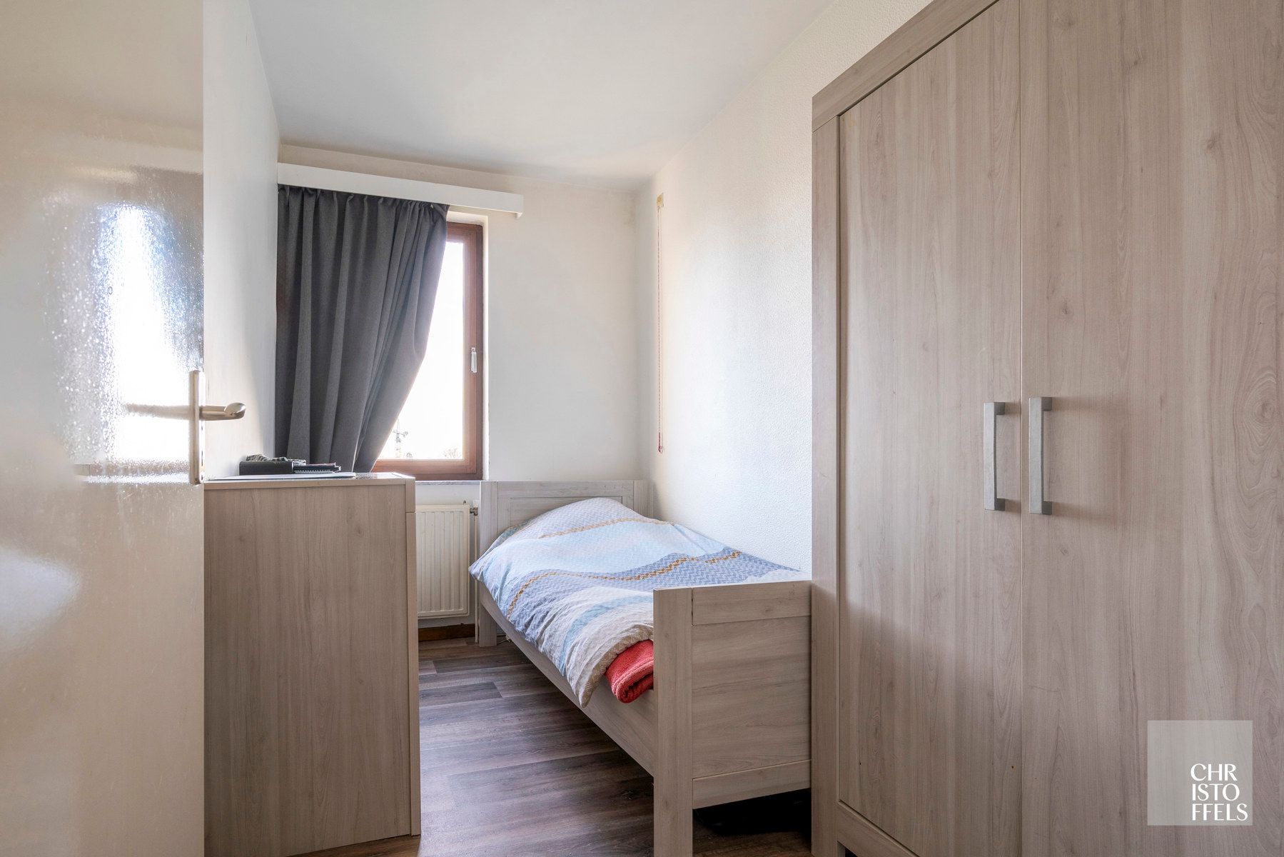 Verhuurd én op te frissen 3-slaapkamer appartement op toplocatie in Lanaken! foto 10
