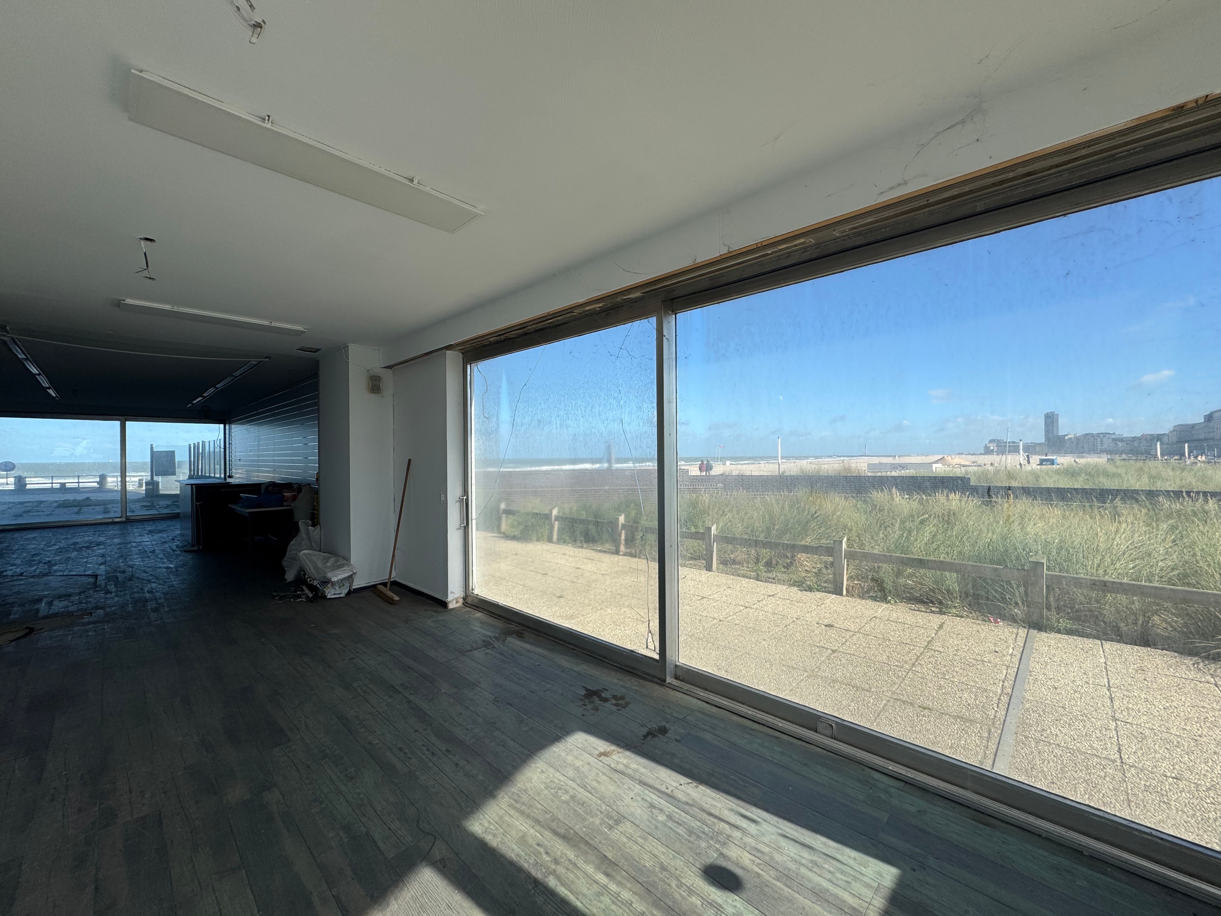 Handelsgelijkvloers 235m² Zeedijk foto 6