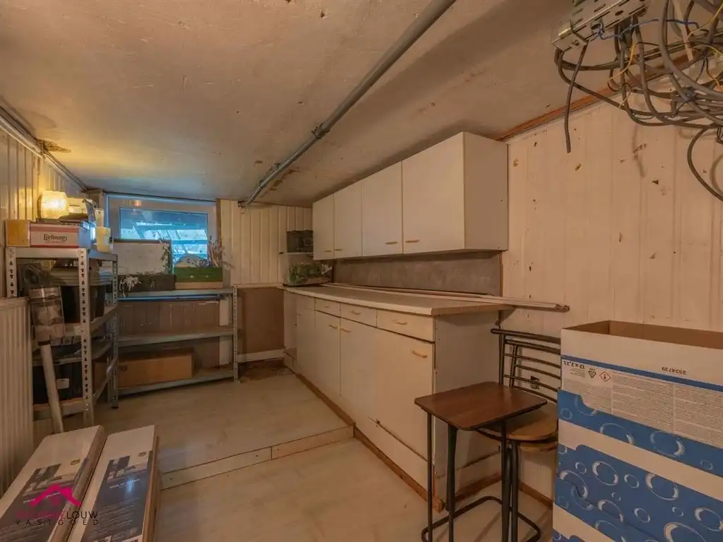 Gezellige en instapklare, half vrijstaande woning met veranda foto 37