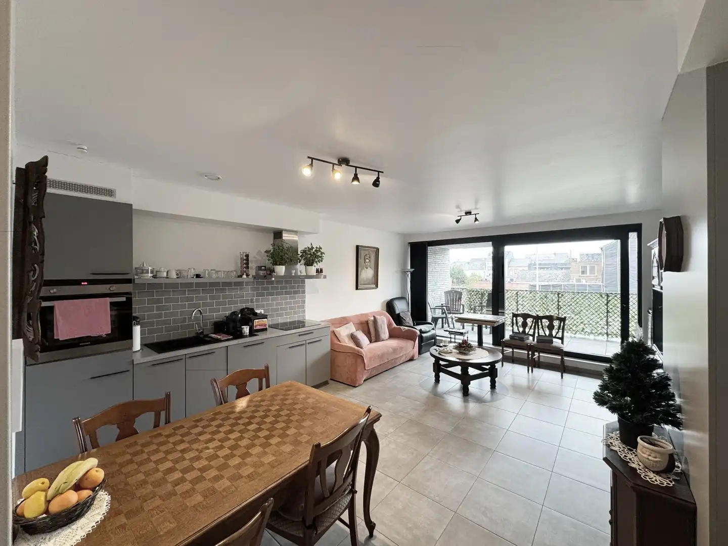 Mooi appartement met twee terrassen in centrum van Leopoldsburg foto 5