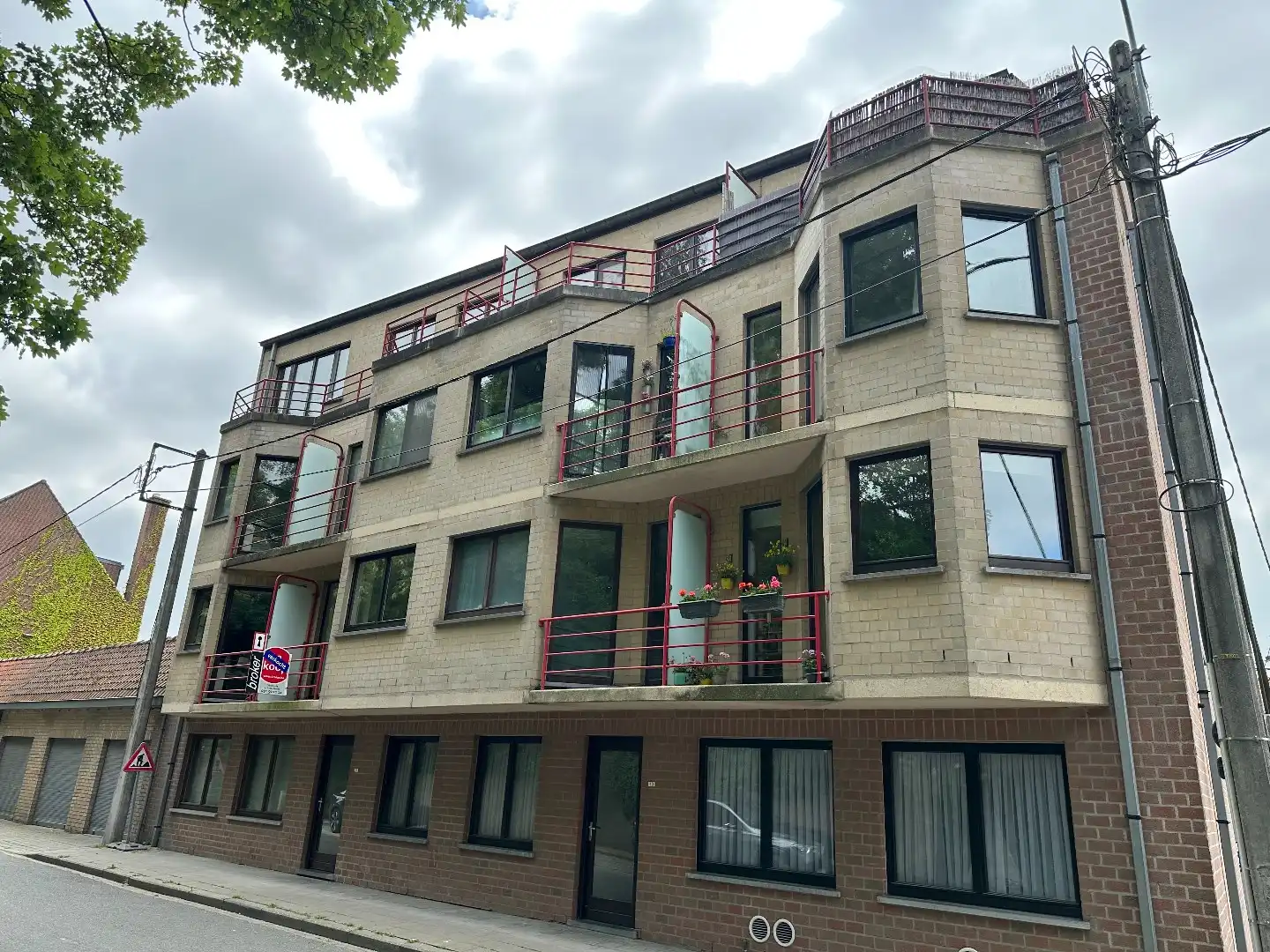 Uitstekend gelegen appartement met 2 slaapkamers foto 15