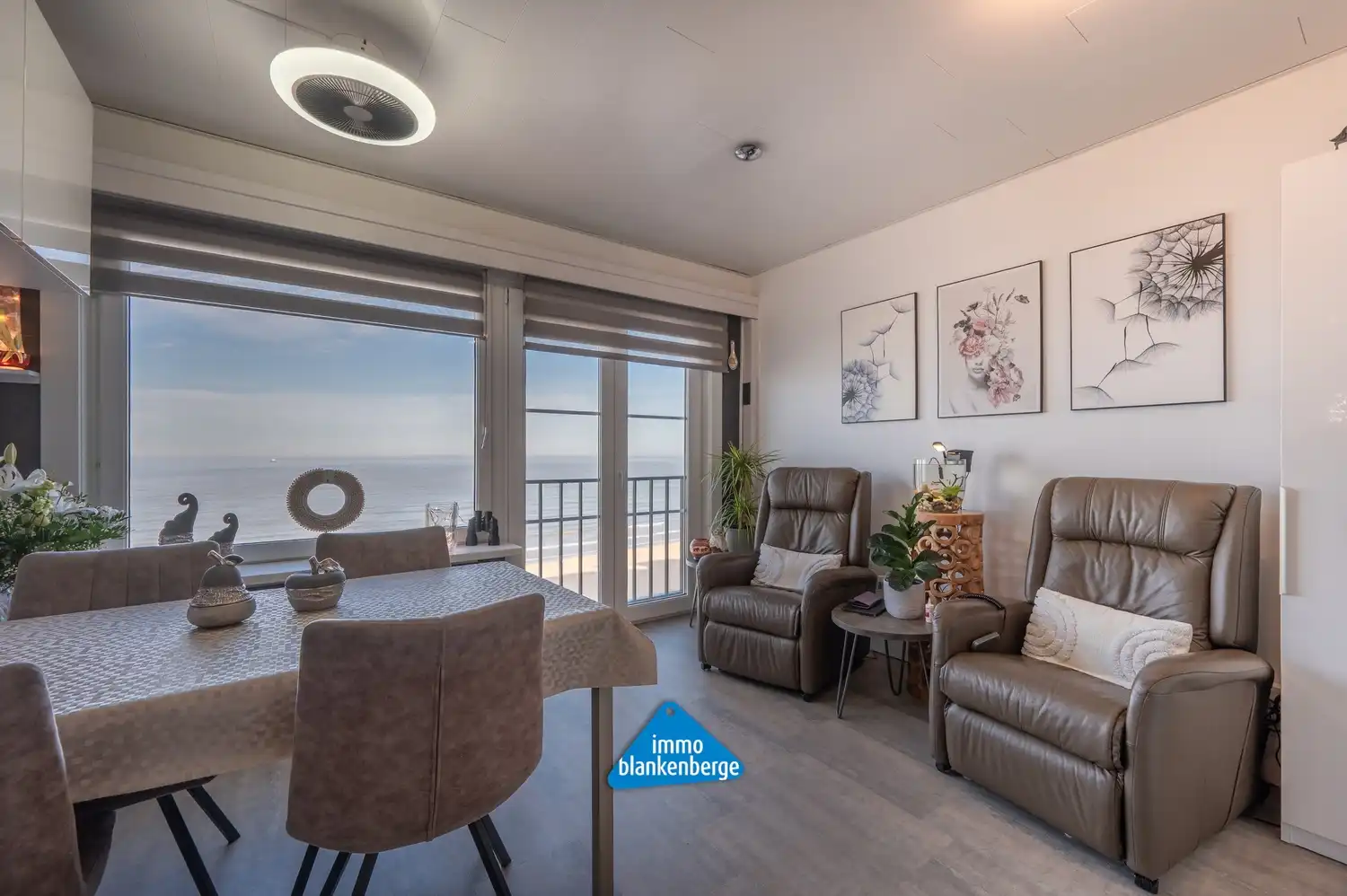 Mooie gemeubelde studio met slaaphoek in Residentie Strand op de Zeedijk foto 4