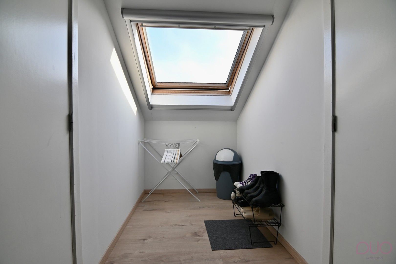 Knappe instapklare villawoning met vijf slaapkamers, verwarmd zwembad op 21a59ca foto 28